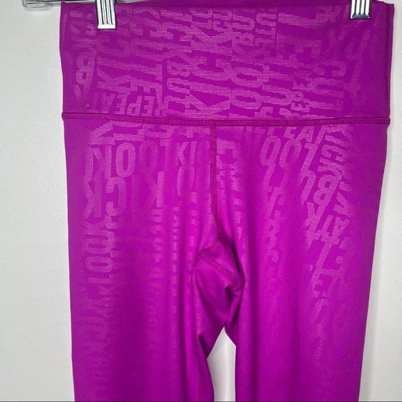 FABLETICS Kick Butt Fiesta Define High-Waisted 7/8 Barbiecore Legging - Picture 6 of 15